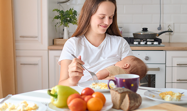 bac_Mom_Newborn_Eating Healthy