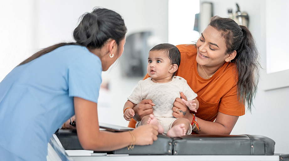 ¿Cómo saber si mi bebé tiene frenillo lingual corto?